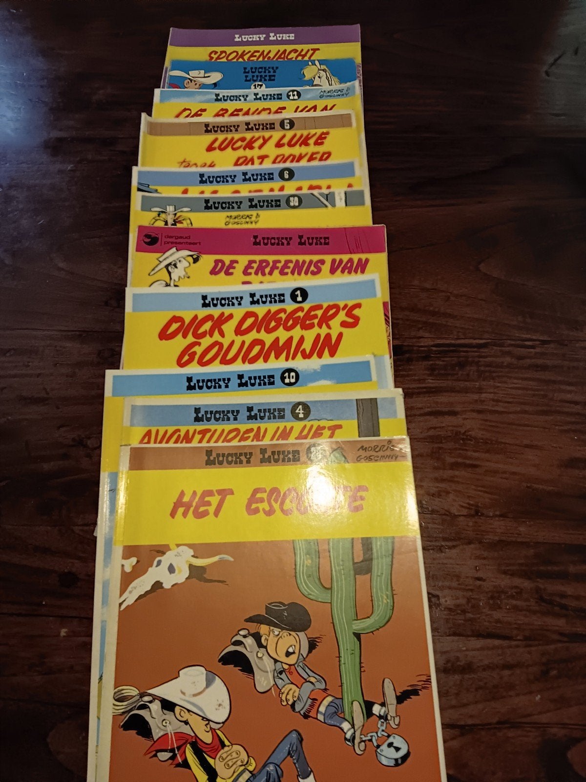Lucky Luke stripboeken - 11 stuks, Boeken, Stripboeken, Meerdere stripboeken, Ophalen, Gelezen, Morris & Goscinny