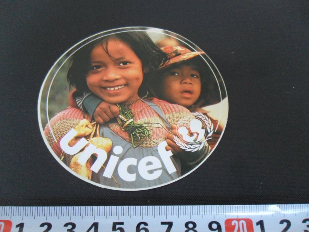 sticker UNICEF GQ248, Verzamelen, Ophalen, Zo goed als nieuw