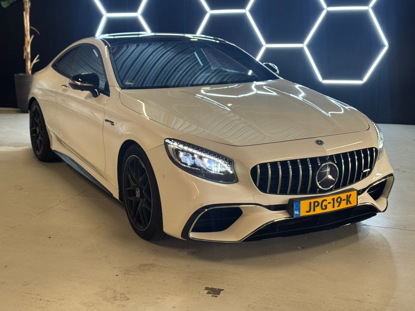 Mercedes-Benz S63 AMG Coupe 5.5 V8, Auto's, Mercedes-Benz, Automaat, Leder, Bedrijf, Vierwielaandrijving
