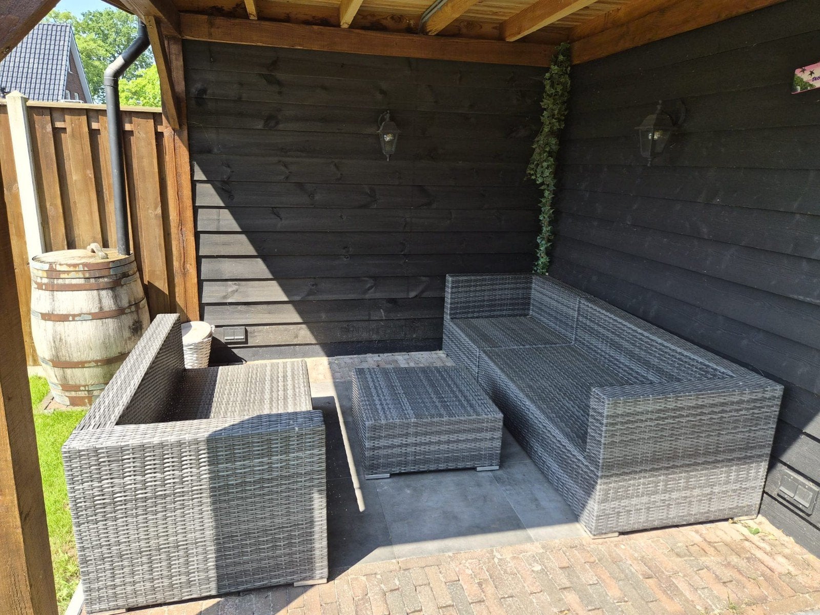 Grijze Wicker Loungeset met Tafel, Ophalen, 4 zitplaatsen, Gebruikt, Bank