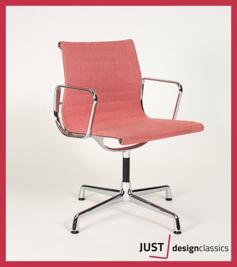Vitra Eames ea104 Zalm Hopsak Nieuwstaat, Huis en Inrichting, Niet ingevuld, Zo goed als nieuw, Niet ingevuld, Niet ingevuld