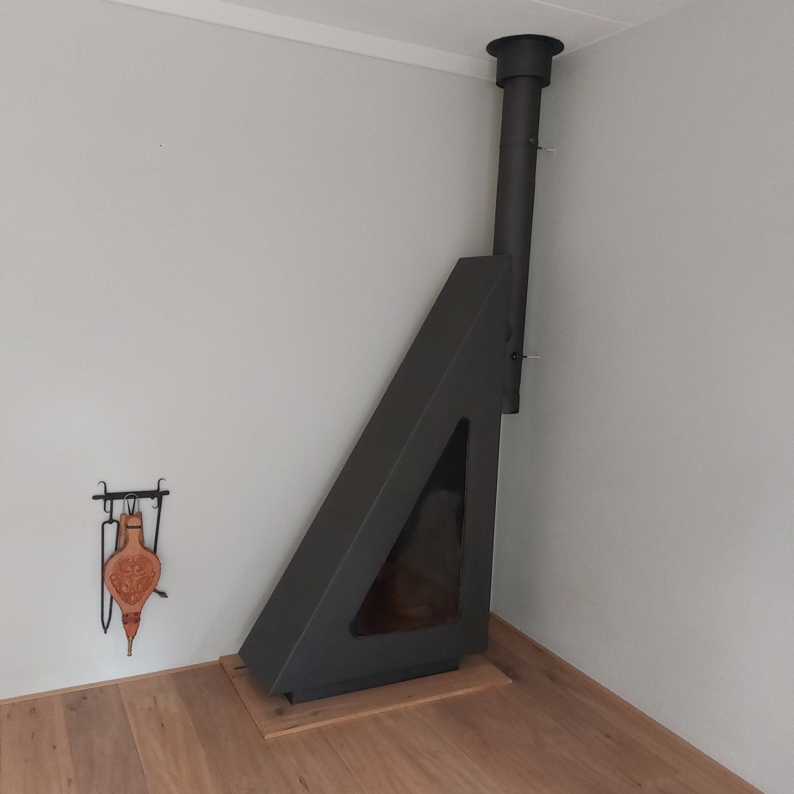 Hoogwaardige Dik Geurts Driehoekige Kachel, Huis en Inrichting, Kachels, Ophalen, Gebruikt, Houtkachel, Vrijstaand