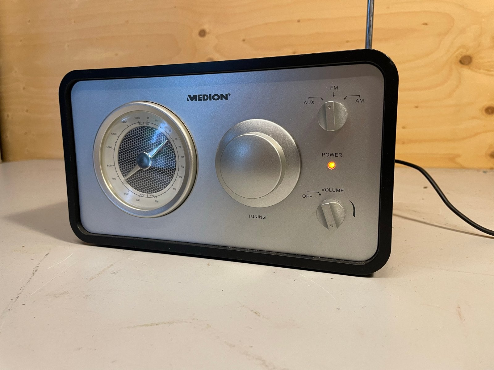Medion Nostalgische Radio MD 81342 - FM/AM/AUX, Ophalen of Verzenden, Gebruikt, Radio