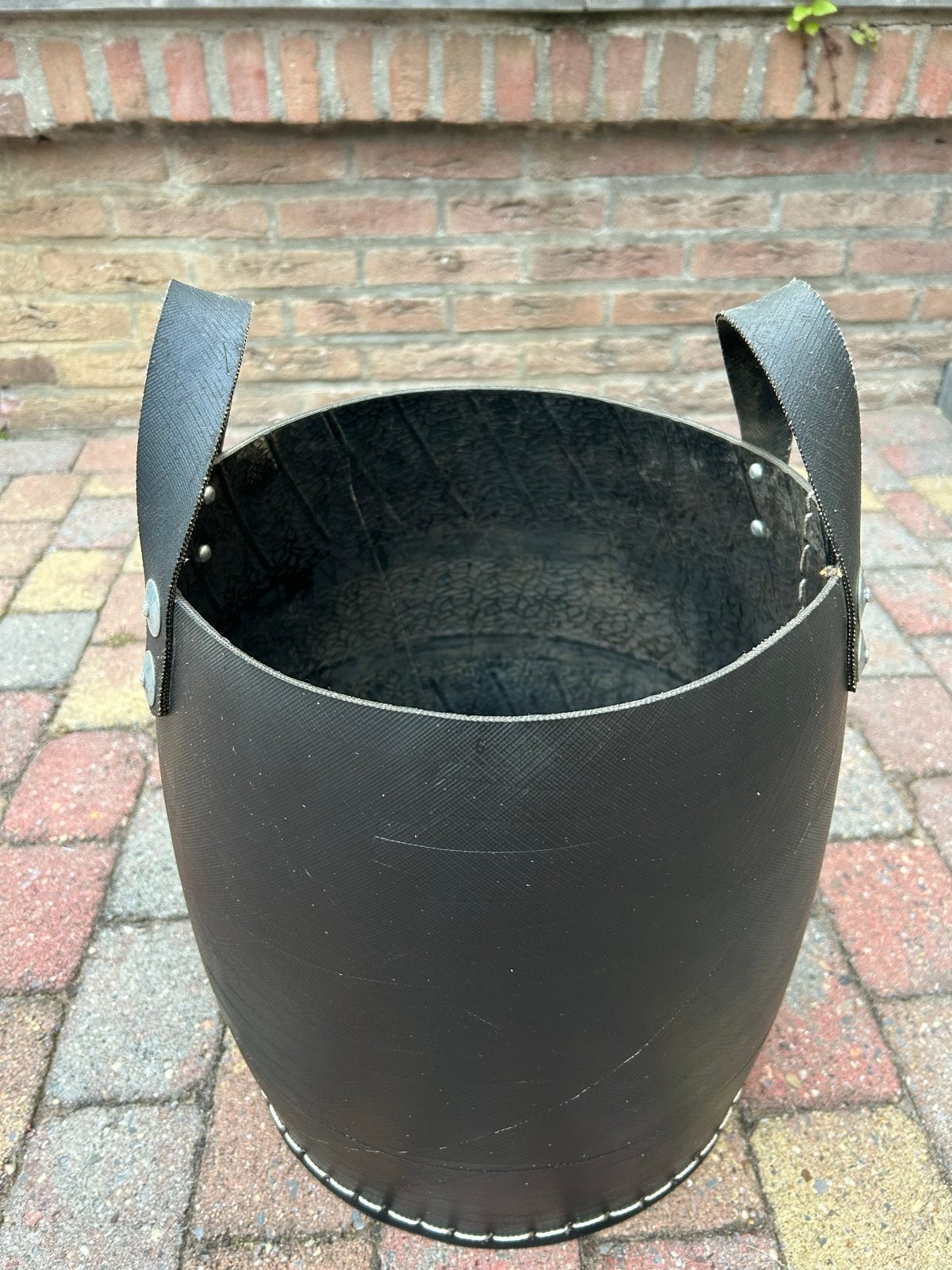 Opbergmand van gerecycled autoband, Ophalen of Verzenden, Gebruikt, Rond, Overige materialen