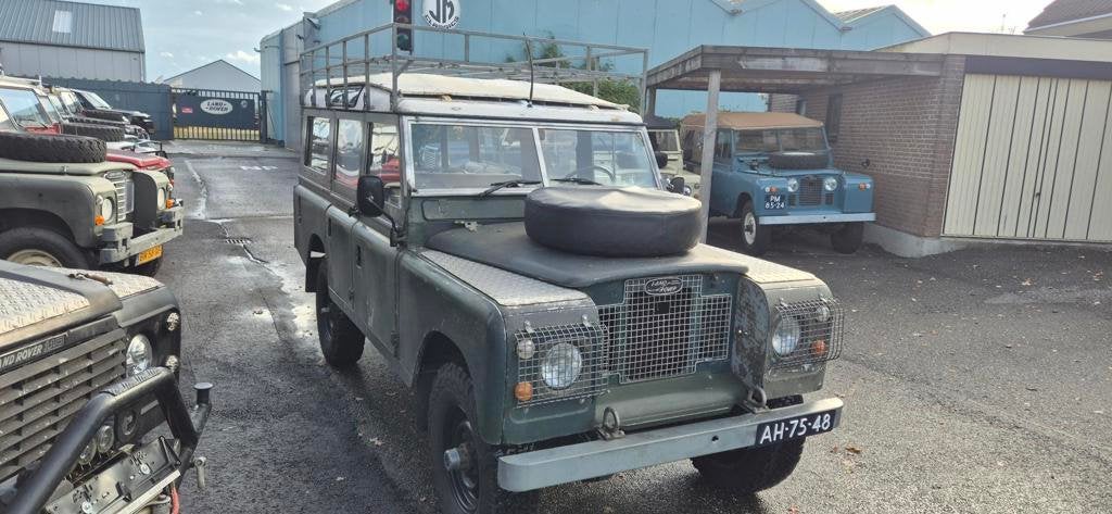 Land Rover 109 STAWAG Benzine 9 persoons, Auto's, 2286 cc, Gebruikt, Overige modellen, 2500 kg