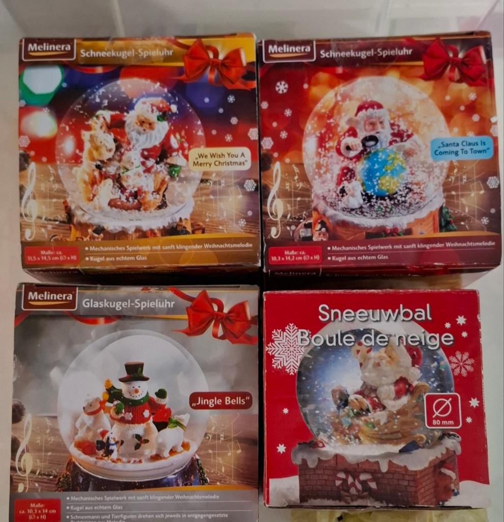 MELINERA SNOWGLOBES MUZIEK KERST SNOW GLOBES NIEUW XMAS, Diversen, Kerst, Nieuw, Ophalen of Verzenden