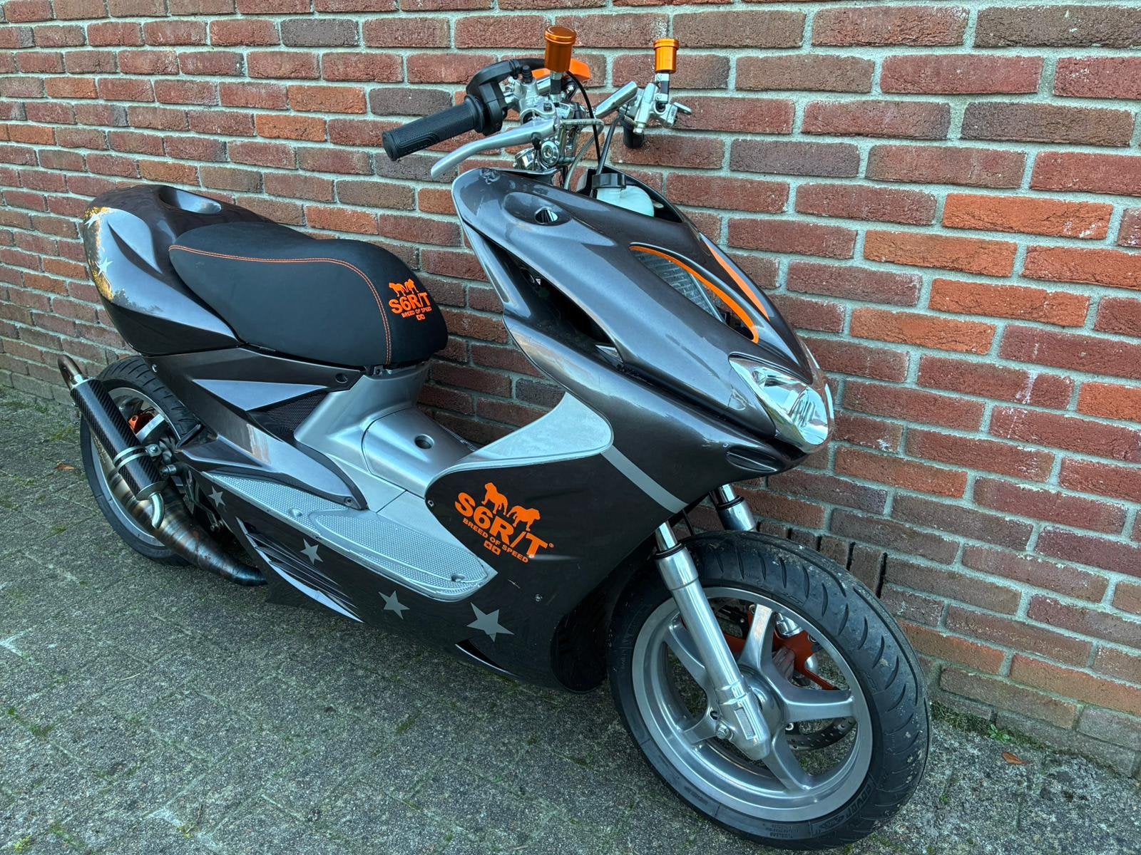 Stage 6 Fully Malossi 70cc Scooter - Nieuwstaat!, Fietsen en Brommers, Snorfietsen en Snorscooters, Ophalen, Zo goed als nieuw