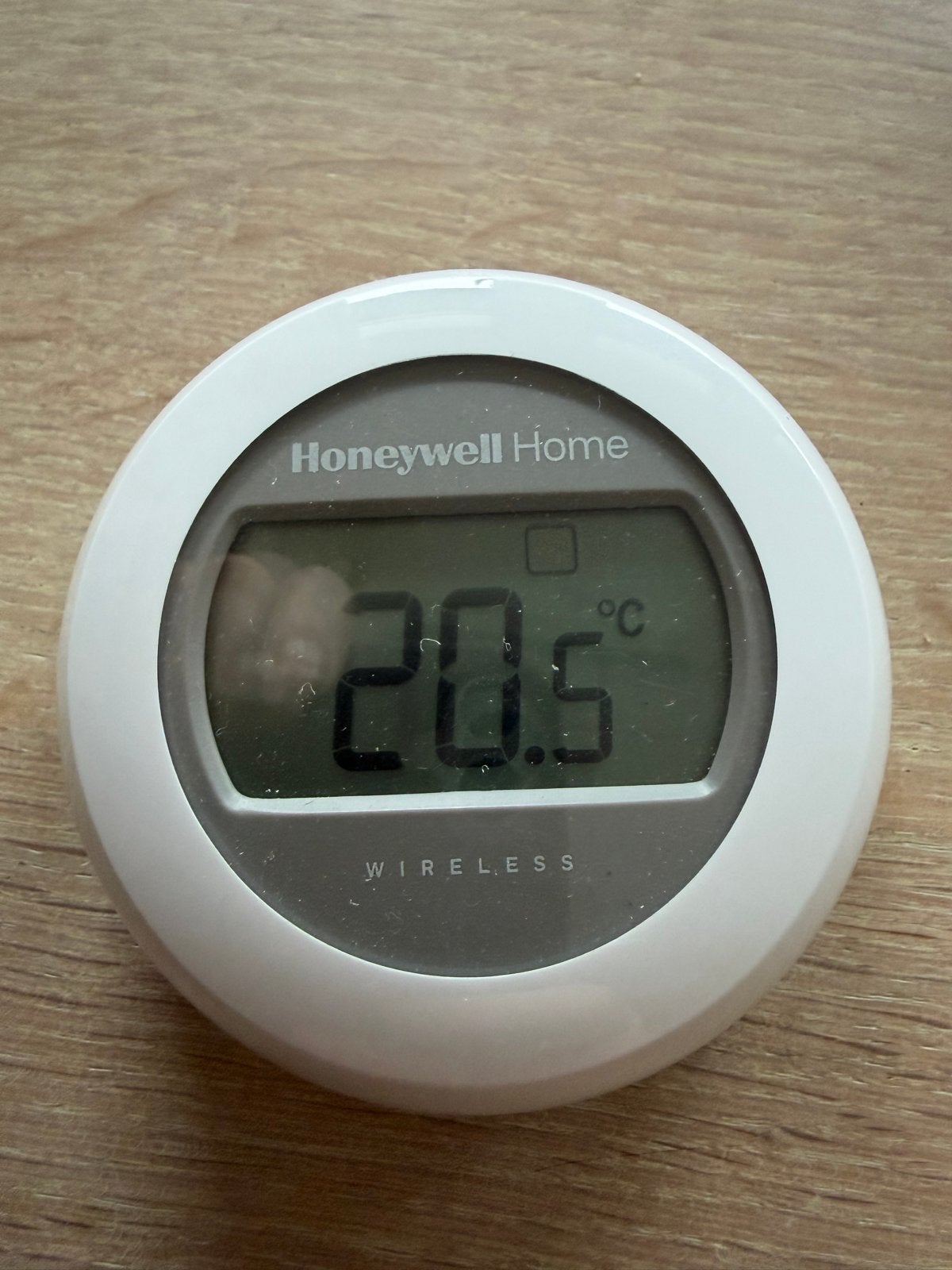 Honeywell Home T87RF Round Draadloze Kamerthermostaat nieuw!, Ophalen of Verzenden, Slimme thermostaat, Nieuw