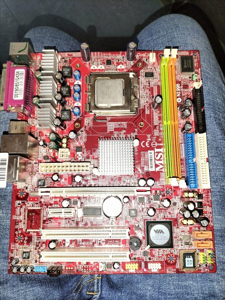 MSI P4M890M (MS-7255) Intel Pentium D (2.80GHz / 800 MHz), Gebruikt, Ophalen of Verzenden, Socket 775 (LGA775), Intel