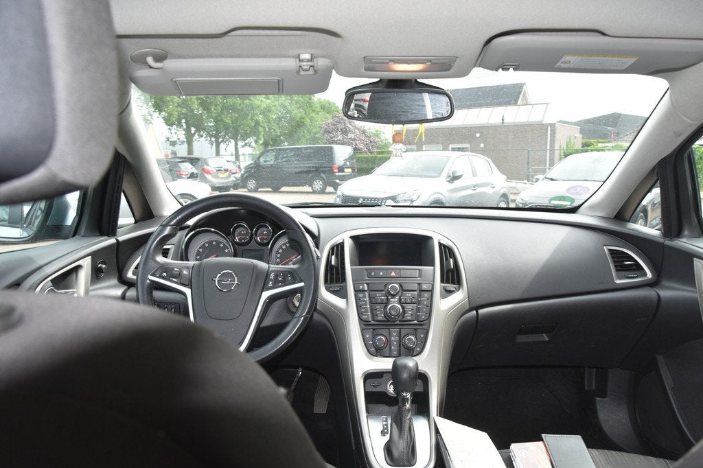 Opel Astra Sports Tourer 1.4 Turbo Edition AUTOMAAT! nieuwe, Auto's, Opel, Euro 5, 15 km/l, Gebruikt, 4 cilinders