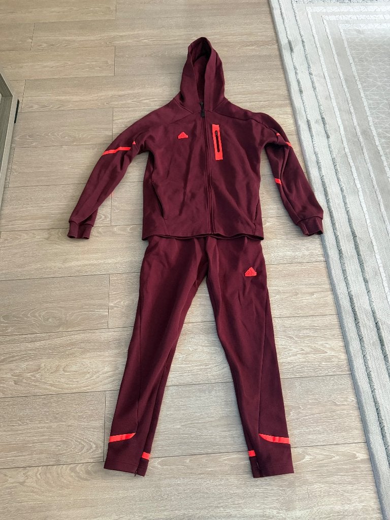 Adidas Designed 4 Gameday, Nieuw, Ophalen of Verzenden, Adidas, Rood