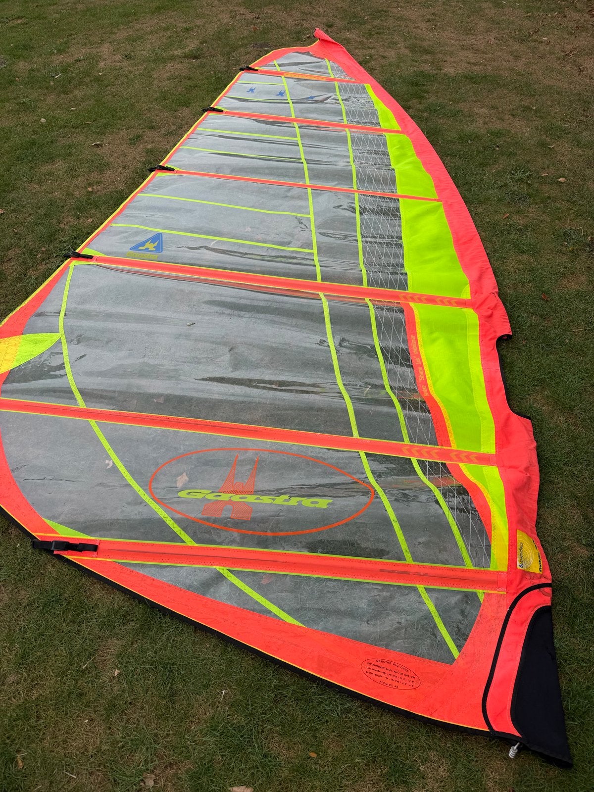 Gaastra Windsurfzeil - Levendig en Krachtig, Gaastra, 6.5 m² tot 8 m², Ophalen of Verzenden, Zeil