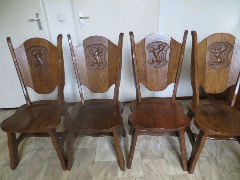 4 Eiken houten  stoelen met stempel zijn in nieuwstaat, Ophalen, Bruin, Zo goed als nieuw, Vier