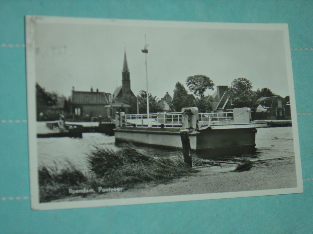 20) Zwart-wit ansichtkaart Ilpendam, Ophalen of Verzenden, 1960 tot 1980, Gelopen, Noord-Holland
