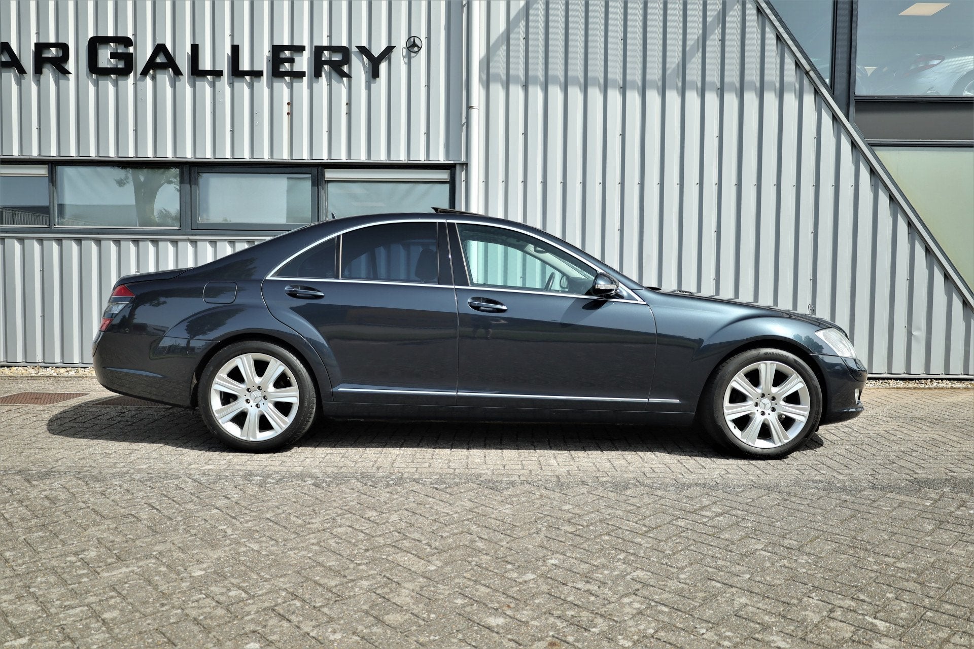 Mercedes-Benz S-Klasse S 350 Youngtimer (bj 2005, automaat), Automaat, Achterwielaandrijving, Gebruikt, Zwart
