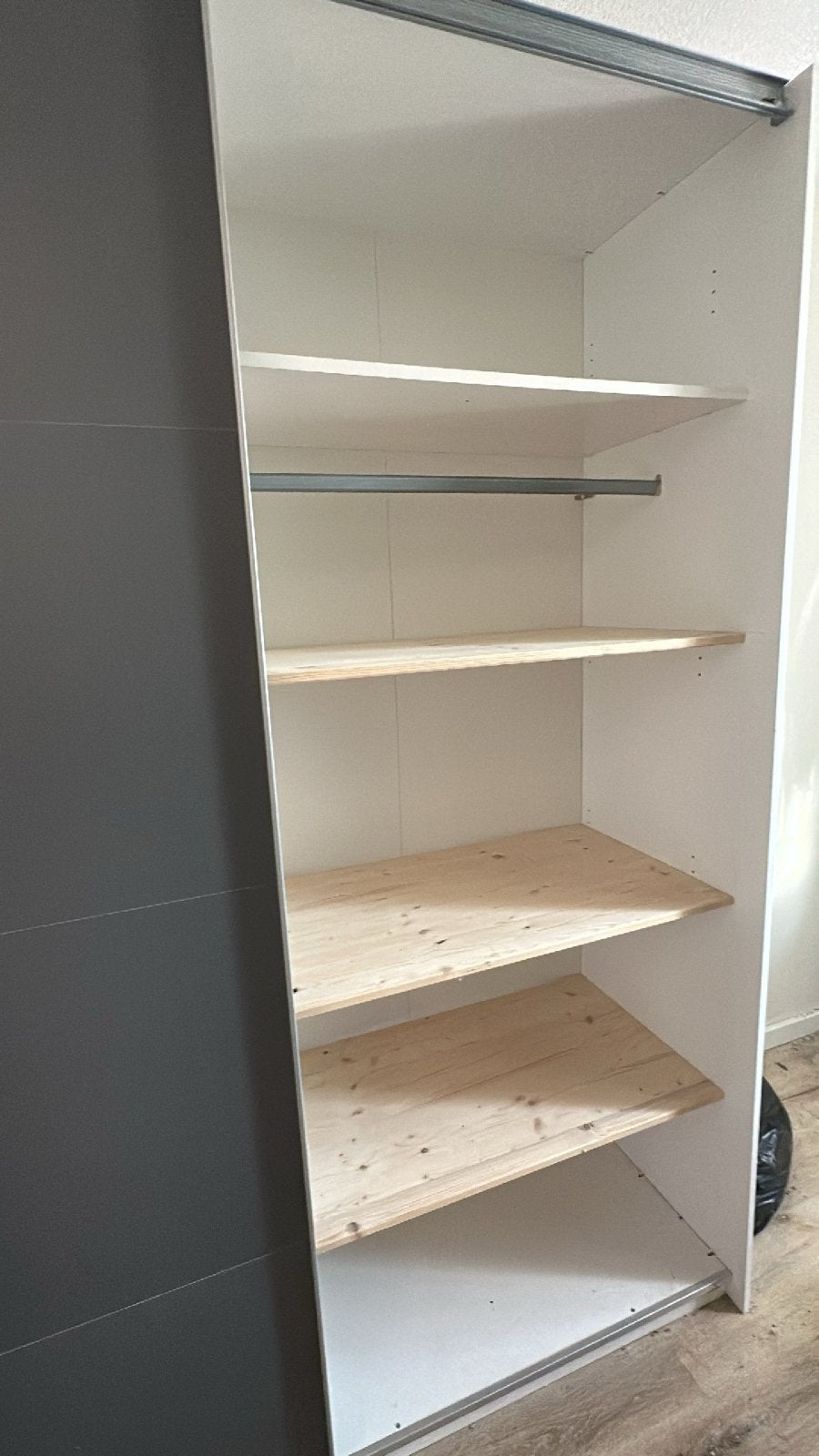 Kledingkast met schuifdeuren en planken, Ophalen, Met plank(en), Gebruikt, 200 cm of meer