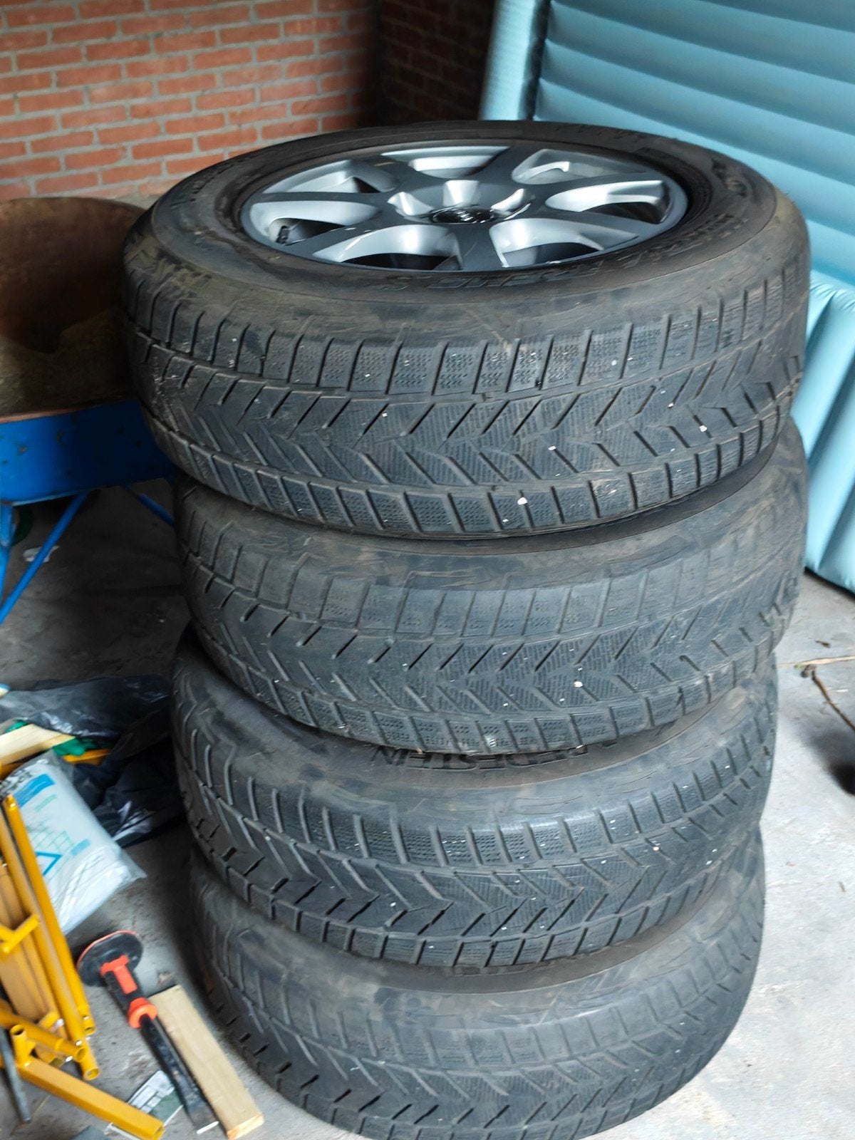 Audi originele velgen met vredestein winterbanden, Ophalen of Verzenden, Gebruikt