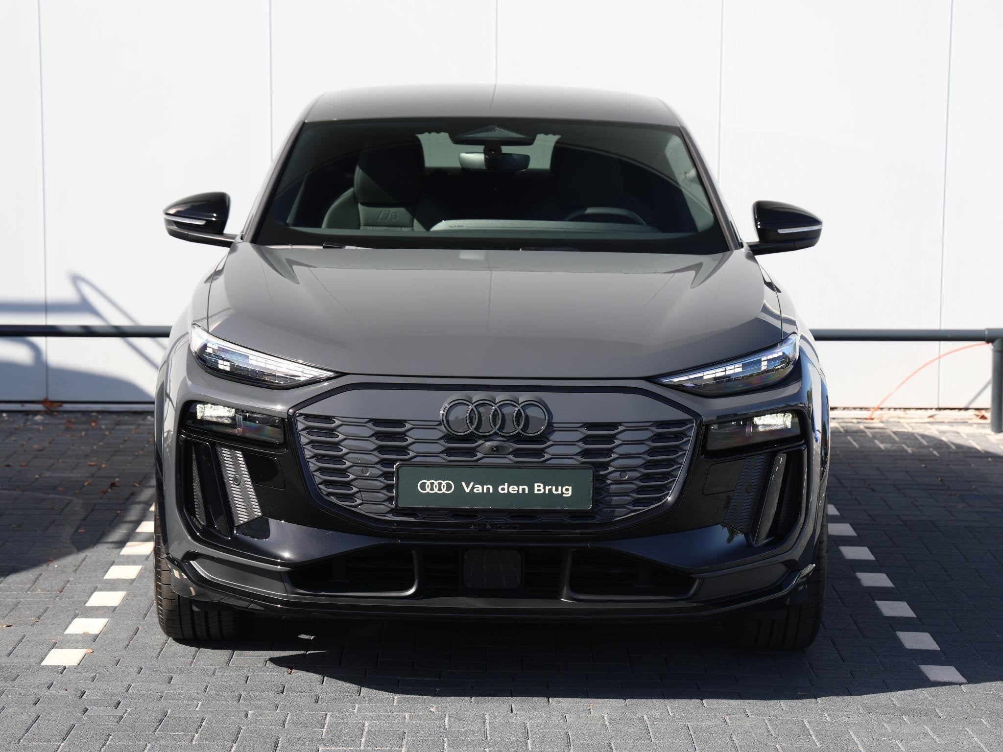 Foto 4 van Audi Q6 Sportback e-tron S edition performance 100 kWh | Ele