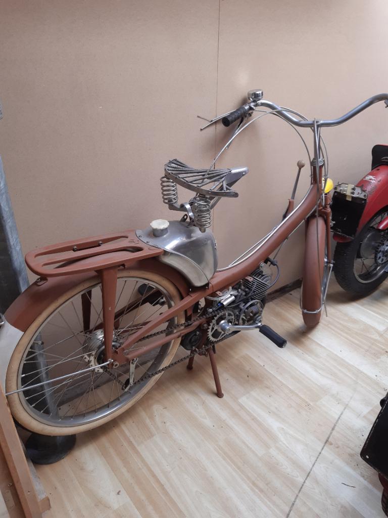 Kaptein mobylette, Fietsen en Brommers, Brommers | Oldtimers, Overige merken, Maximaal 45 km/u, Ophalen