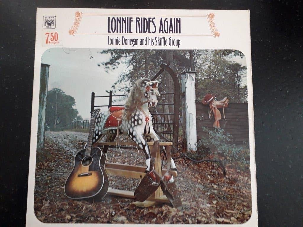 LONNIE DONEGAN - LONNIE RIDES AGAIN - LP, Verzenden, Gebruikt, LP