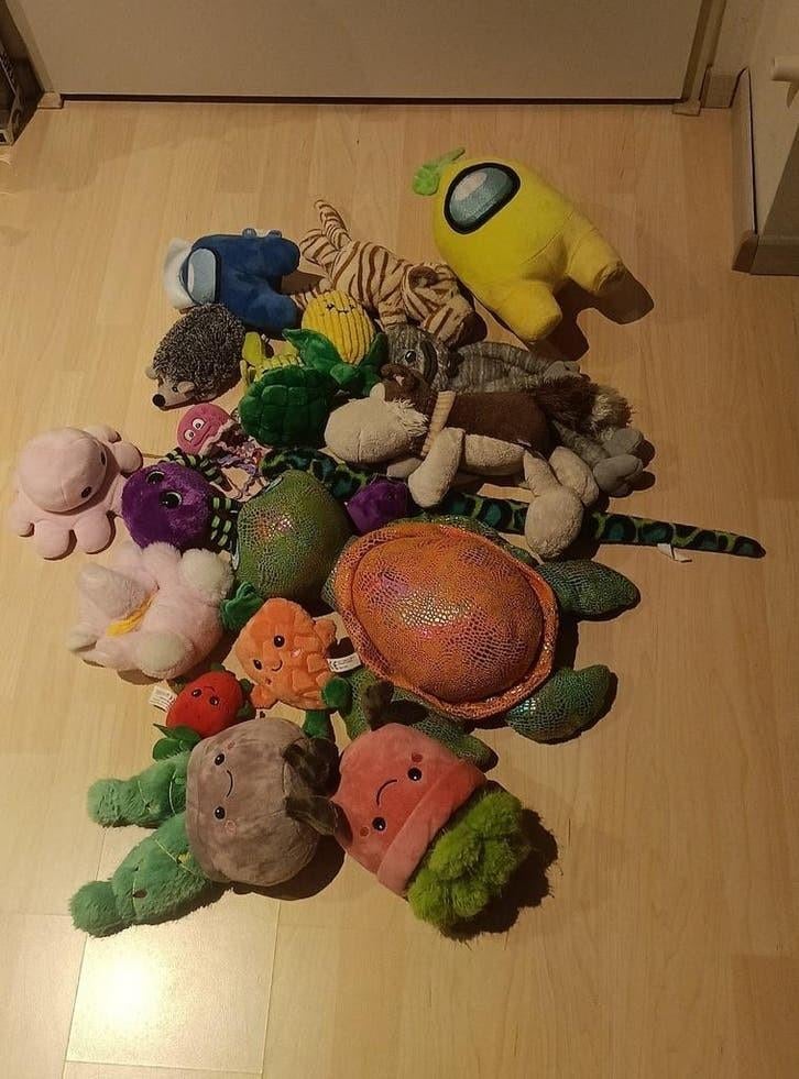 Allerlei knuffels, ophalen, kleine prijzen of gratis, Kinderen en Baby's, Speelgoed | Knuffels en Pluche, Zo goed als nieuw, Overige typen