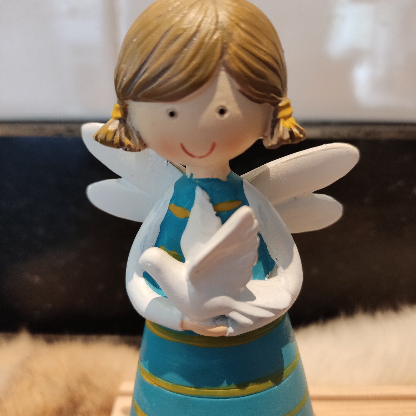Decoratief beeldje 'Hope' - Engel met duif, Blauw, Overige stijlen, Kunststof, Ophalen of Verzenden