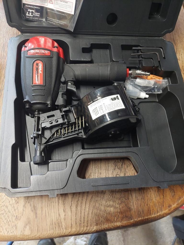 Dutack tacker pro nieuw incl +-22000 spijkers, Ophalen, Nieuw