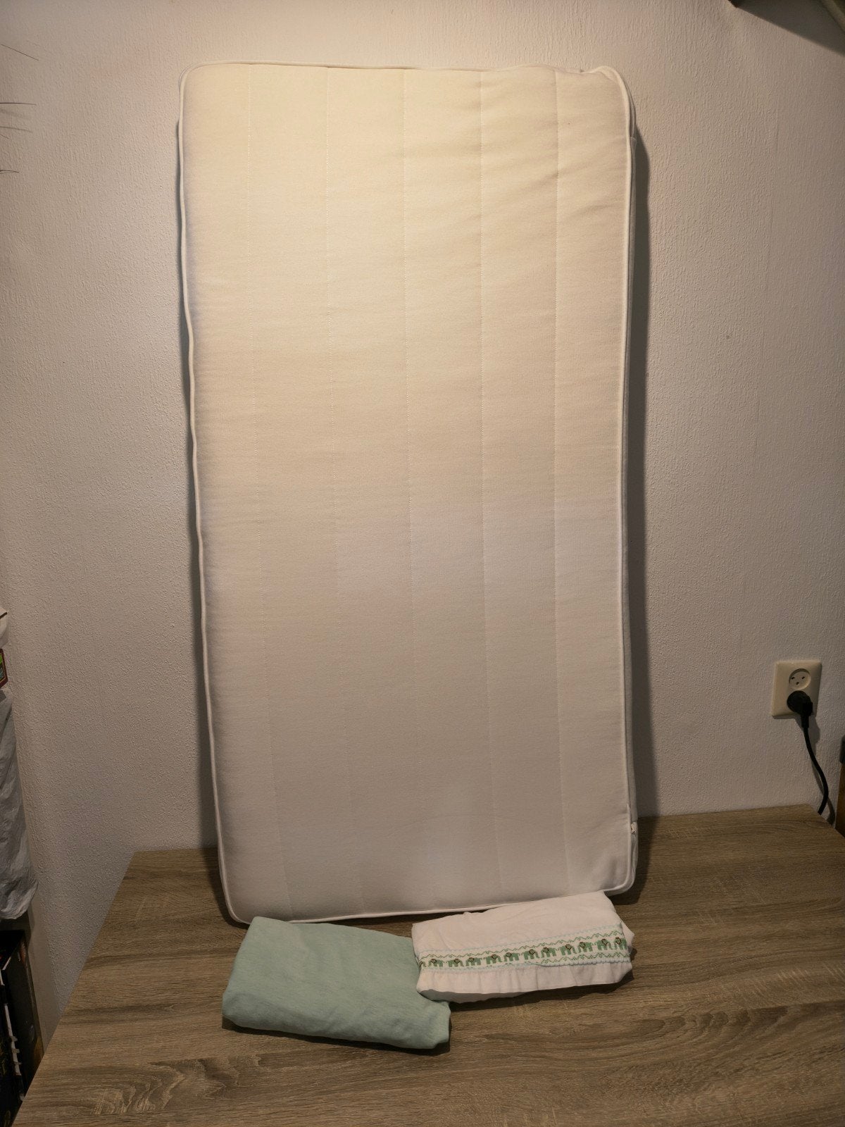 Ikea Vyssa baby/kinder matras, Zo goed als nieuw, Matras, Eenpersoons, 70 cm of minder