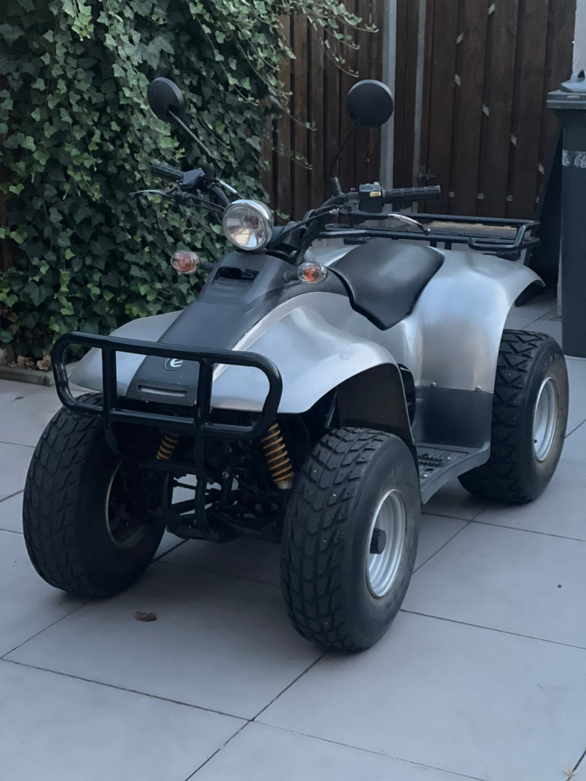Quad Eton Tornado DXL-50, 49 cc, 11 kW of minder, 1 cilinder