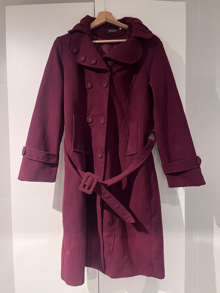 Bordeaux Lange Winterjas met Ceintuur en Knopen - Maat M/L, Ophalen of Verzenden, Gedragen, Maat 38/40 (M), Rood