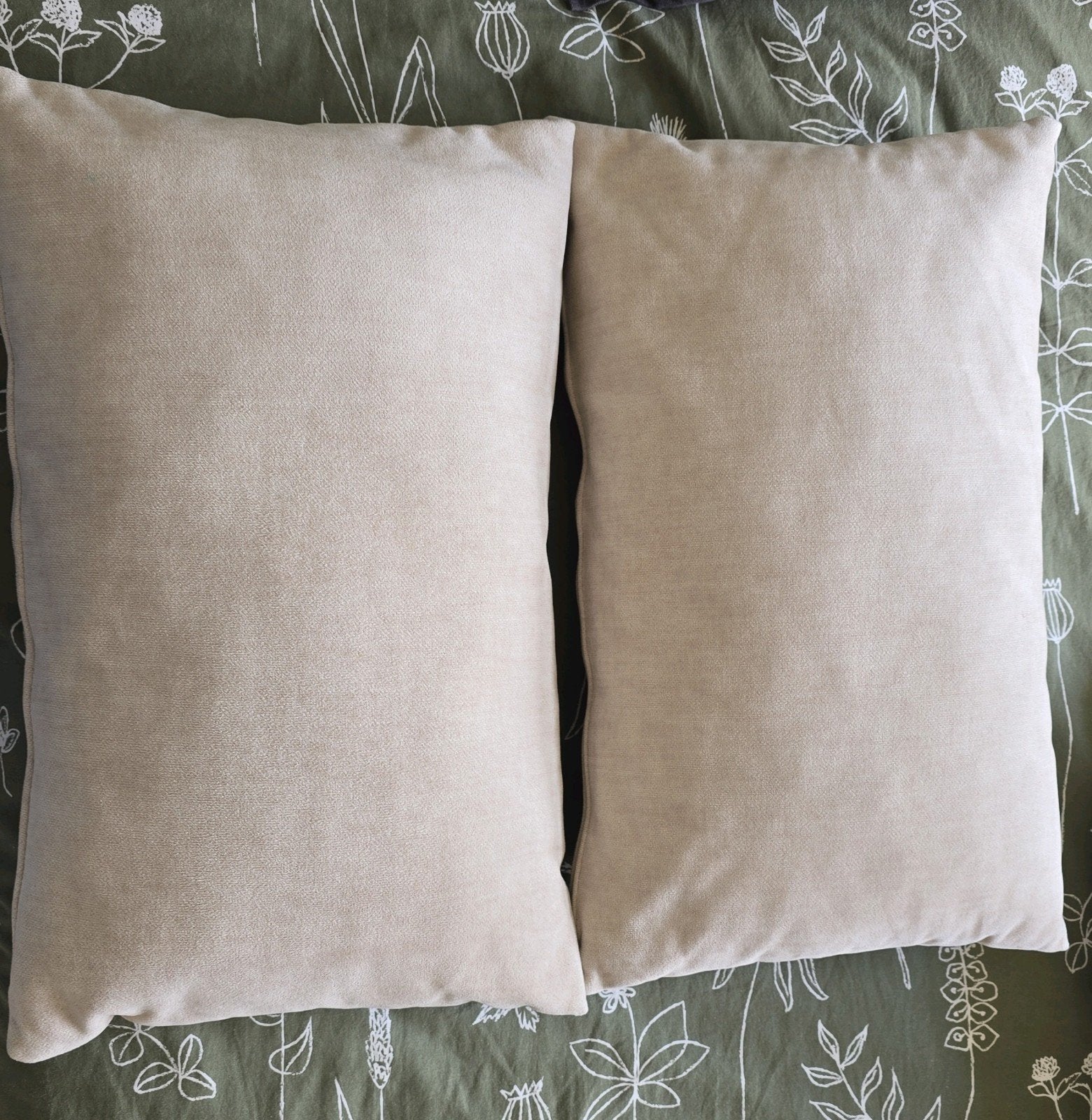 Beige kussens 30x50 cm, Ophalen, Zo goed als nieuw, Beige, Rechthoekig