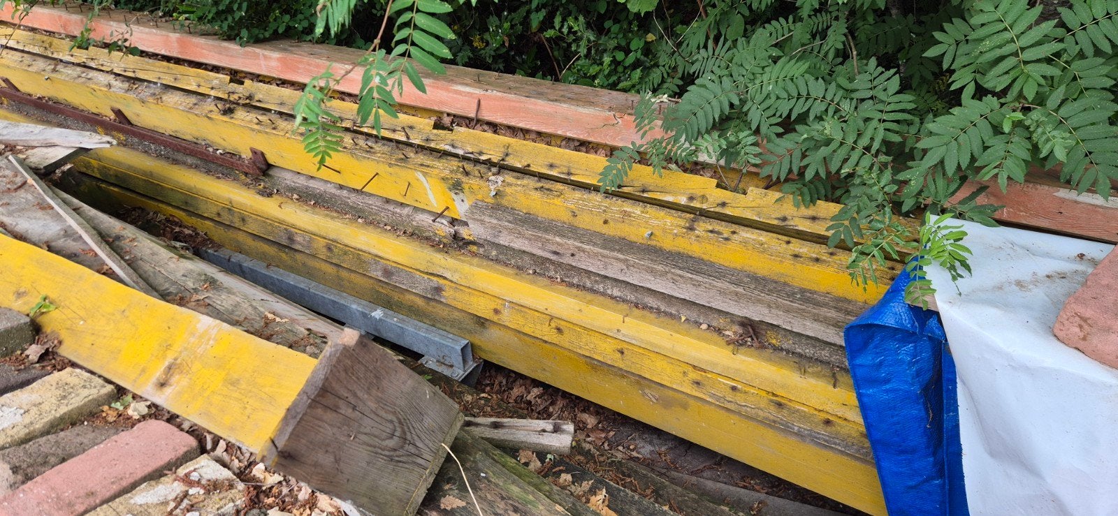 Balk hout, planken, grenen, eiken, uit oude boerderij, Ophalen, Gebruikt