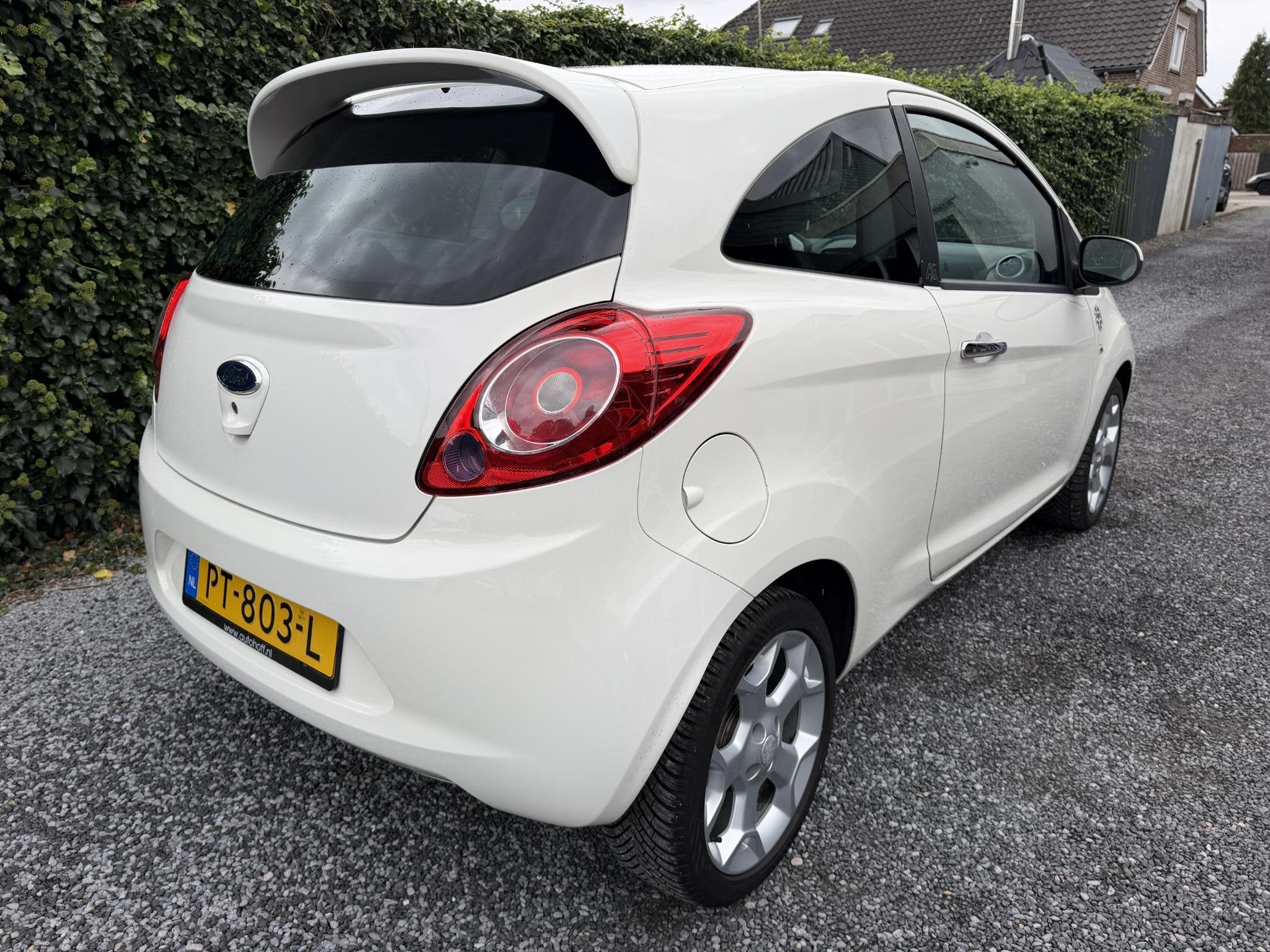 Ford Ka 1.2 Titanium X | Airco | Elekt. Ramen | LMV | Privac, Voorwielaandrijving, Stof, Gebruikt, 1242 cc