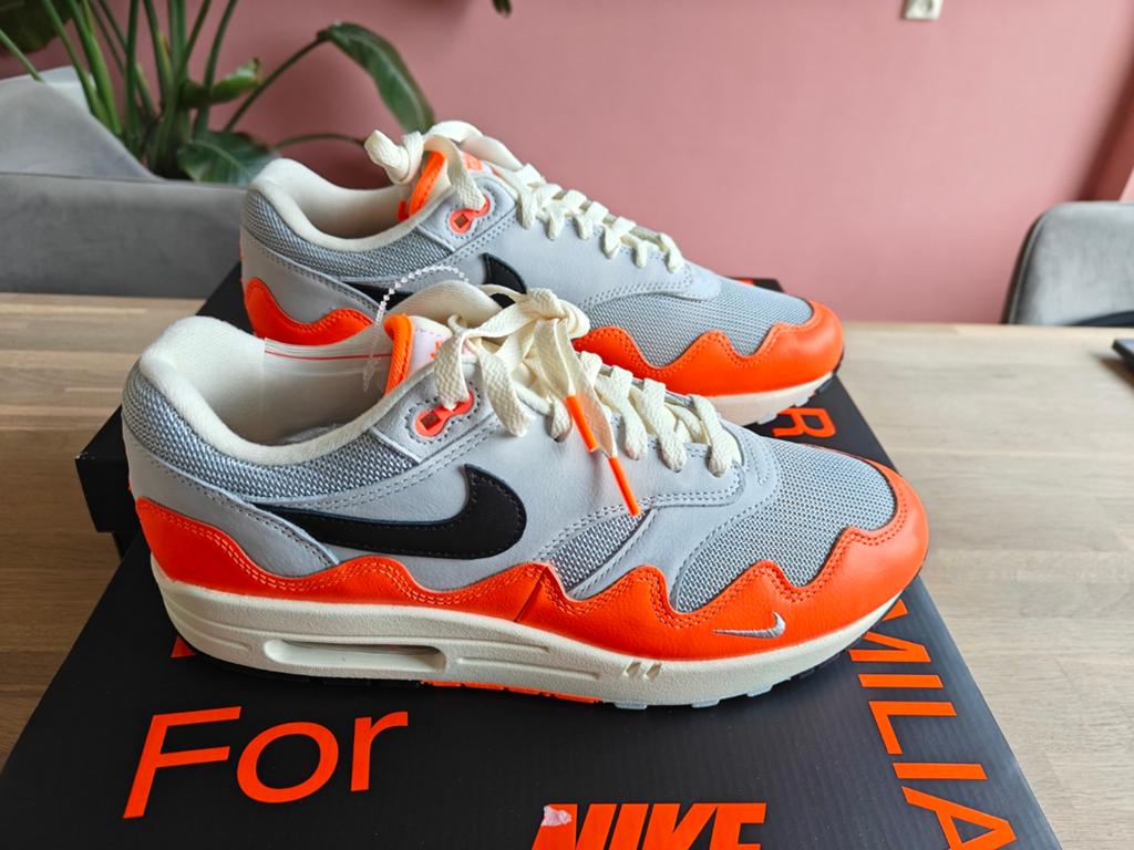 Nike Air Max 1 Patta hyper crimson maat 44, Nike air max, Overige kleuren, Nieuw, Ophalen of Verzenden