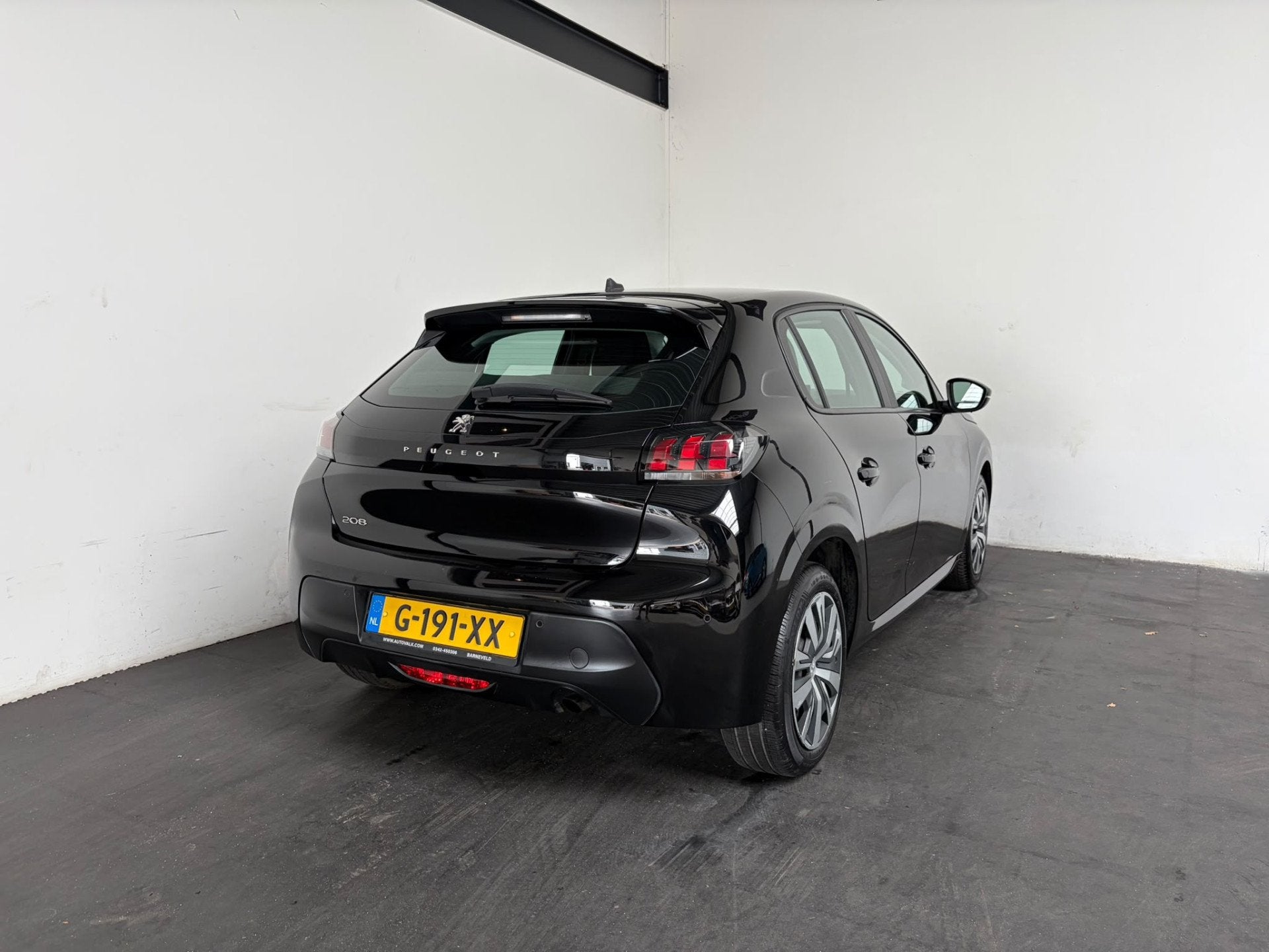 Peugeot 208 1.2 PureTech Blue Lease Active (bj 2019), Auto's, Voorwielaandrijving, Euro 6, 1199 cc, Zwart