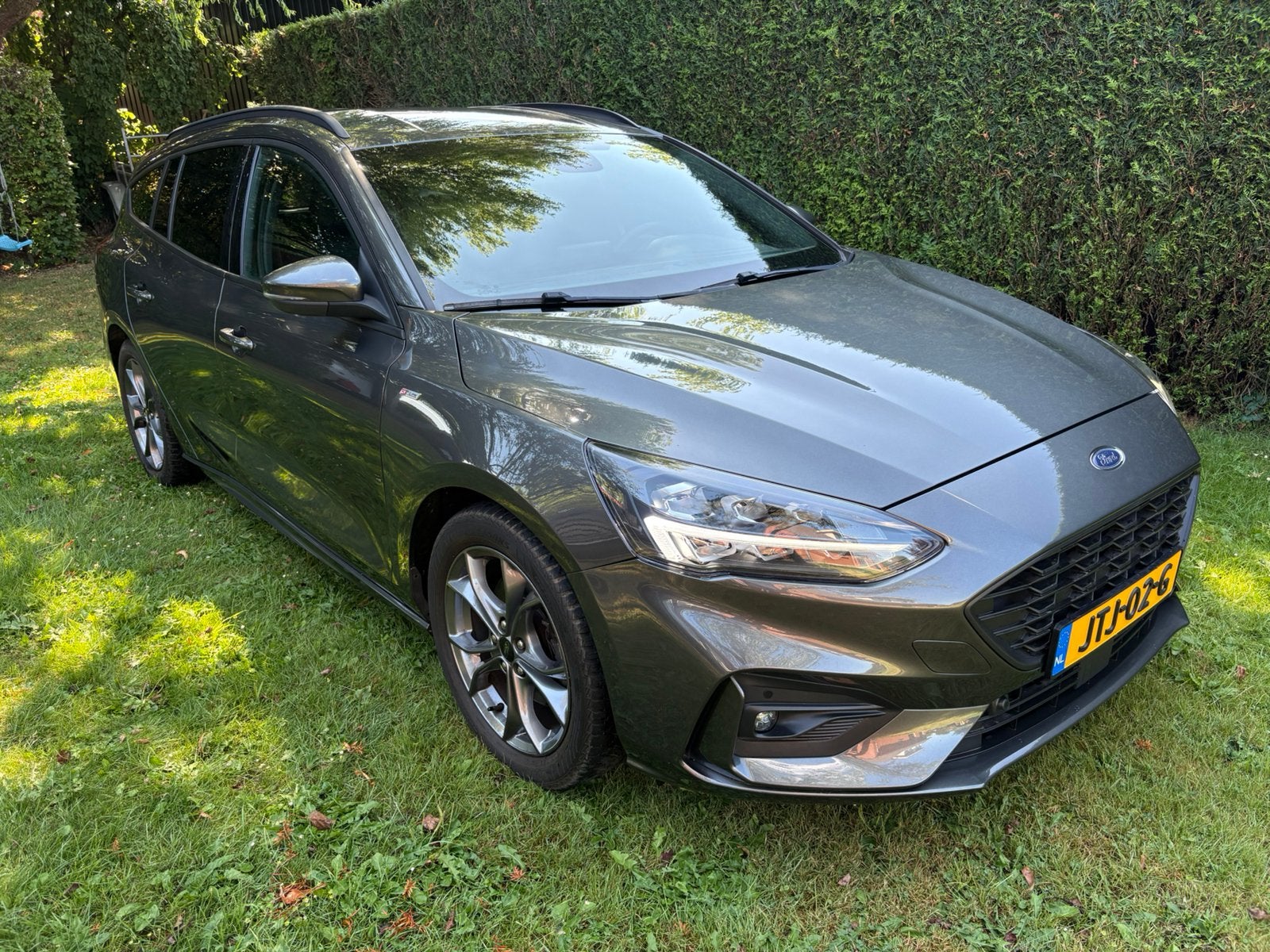 Ford Focus 1.0 Ecoboost 125pk 2021 Grijs, Zwart, Lichtsensor, Stationwagon, Particulier
