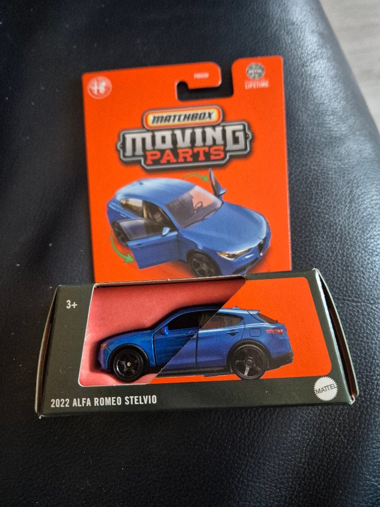 Matchbox Moving Parts Alfa Romeo Stelvio 1:64, Ophalen of Verzenden, Nieuw, Auto