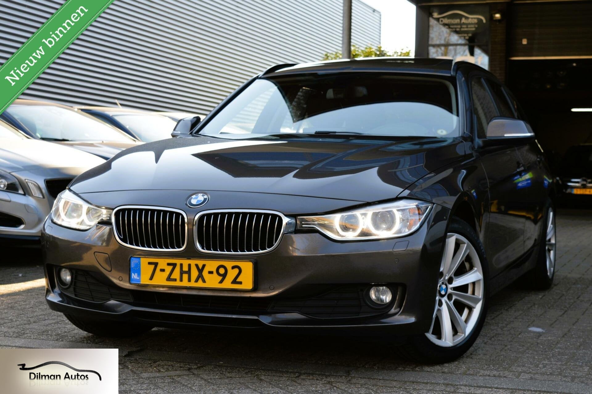BMW 3-serie Touring 316i High Executive/Leder/Pano/Navi/Pdc!, Gebruikt, 4 cilinders, Leder, Handgeschakeld