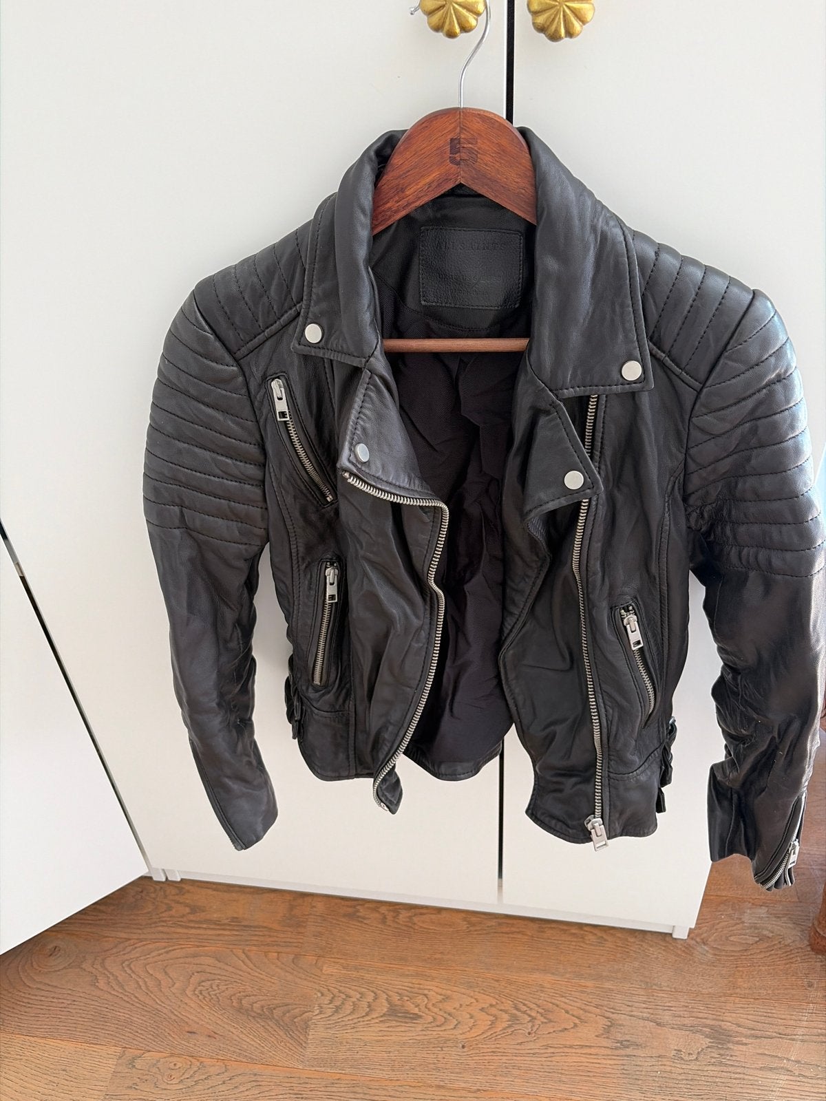 AllSaints Leren Bikerjack Zwart - Maat S, Verzenden, Zo goed als nieuw, Maat 36 (S), Zwart
