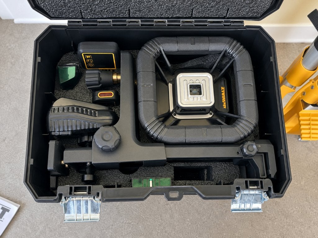 DeWalt DCE079G rotatielaser groen licht incl statief+meetlat, Ophalen, Zo goed als nieuw