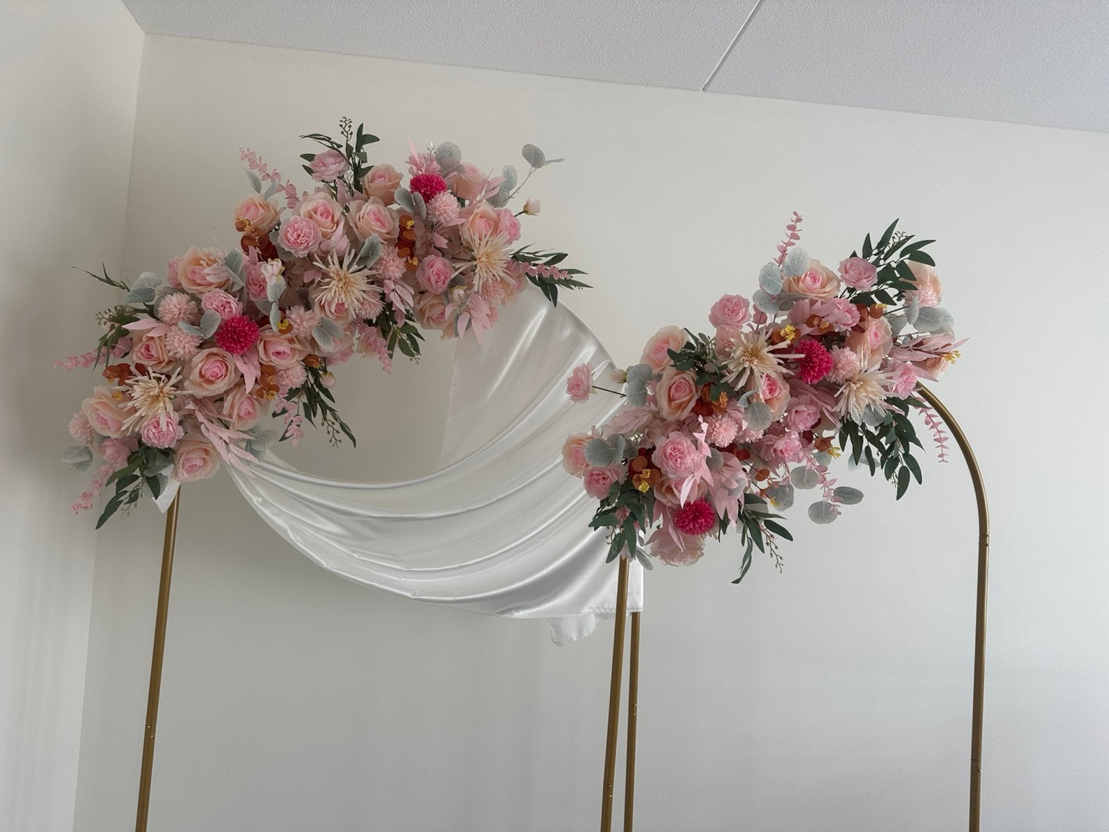 Bloemen boog, Ophalen of Verzenden, Zo goed als nieuw