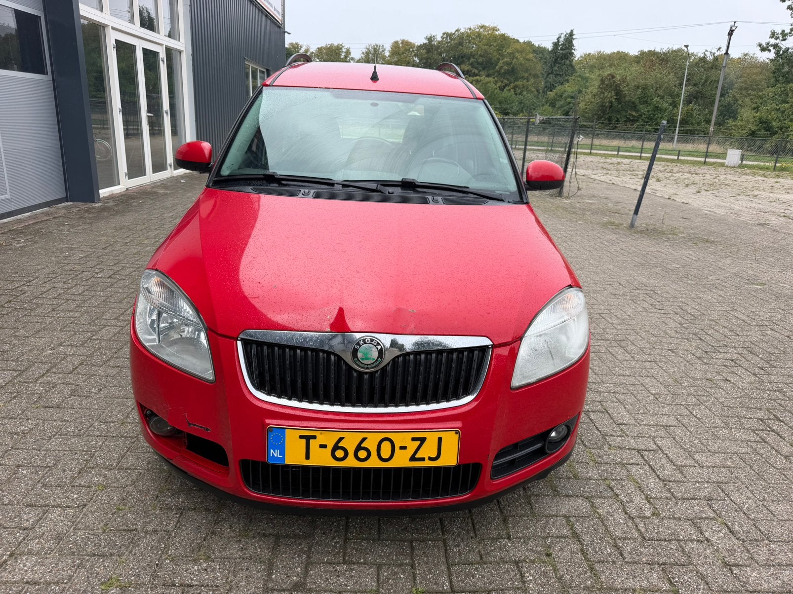 2x>>Skoda Roomster 1.4 TDI 59KW PD 2010 Rood AIRCO, Voorwielaandrijving, 4 cilinders, Roomster, Bedrijf