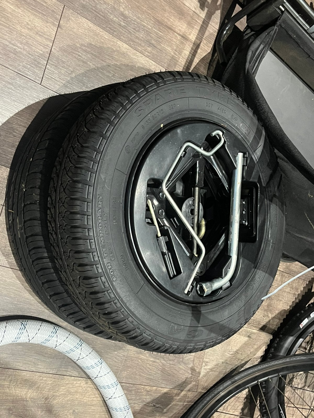 Noodwiel/Reservewiel met toebehoren Fiat Panda, Ophalen of Verzenden, Nieuw, Fiat