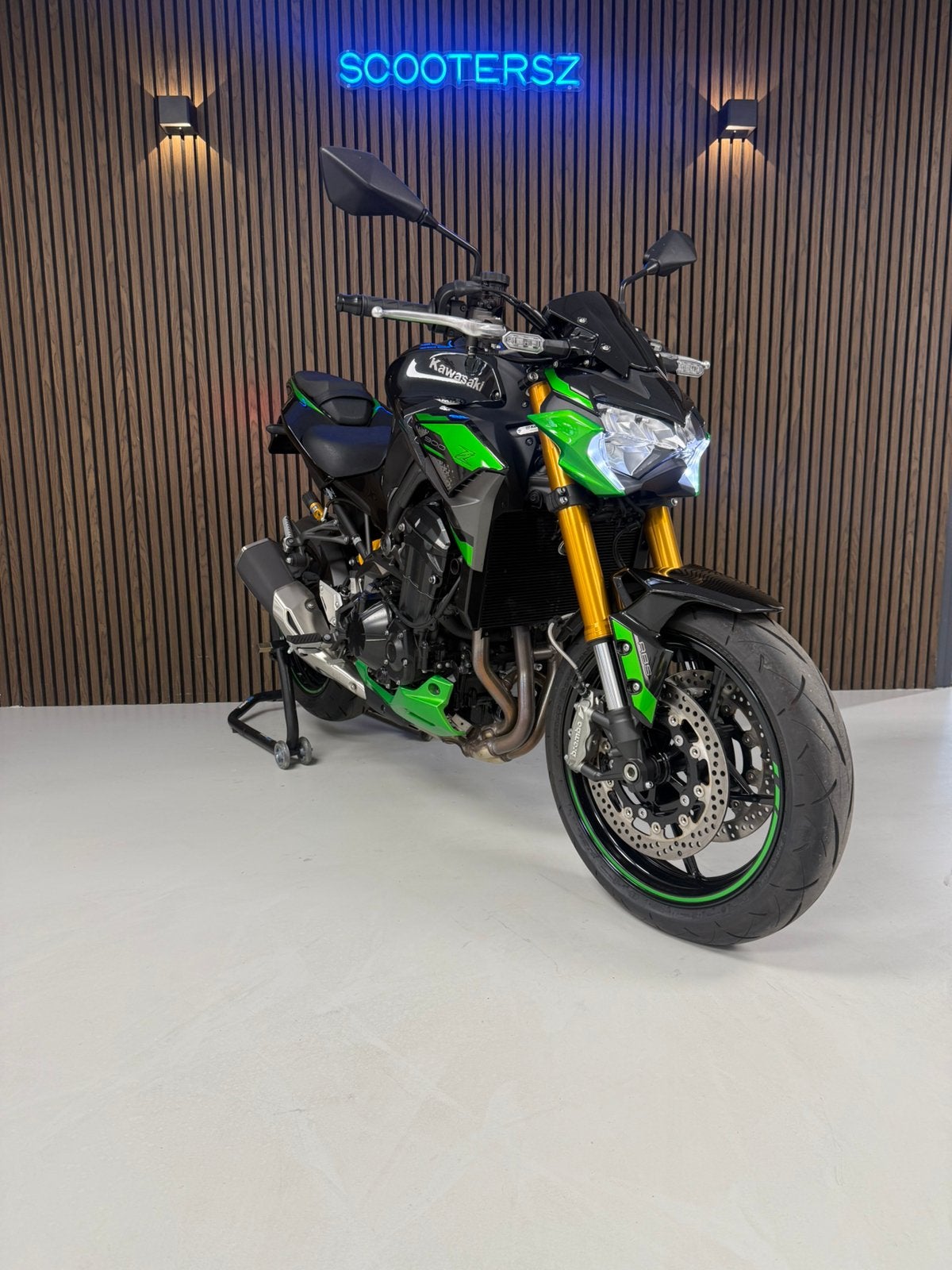 Kawasaki Z900 SE 2024 | 1000km | ZGAN | Fabrieksgarantie, Motoren, 4 cilinders, Motorrijbewijs A, Meer dan 35 kW, Naked bike