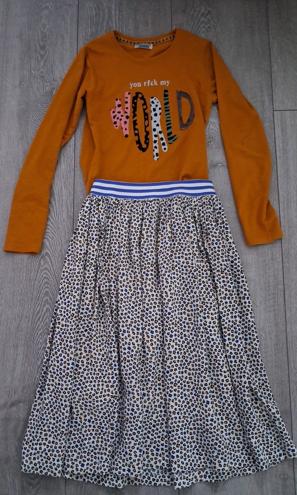 Leuke set: shirt en panterprint rok, Kinderen en Baby's, Kinderkleding | Maat 140, B.Nosy, Meisje, Ophalen of Verzenden, Zo goed als nieuw