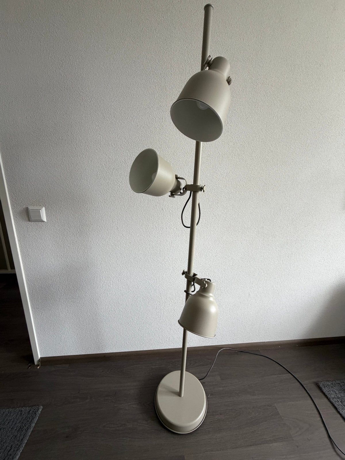 Vloer lamp Ikea, Huis en Inrichting, Ophalen, E14 (klein), Zo goed als nieuw, Metaal