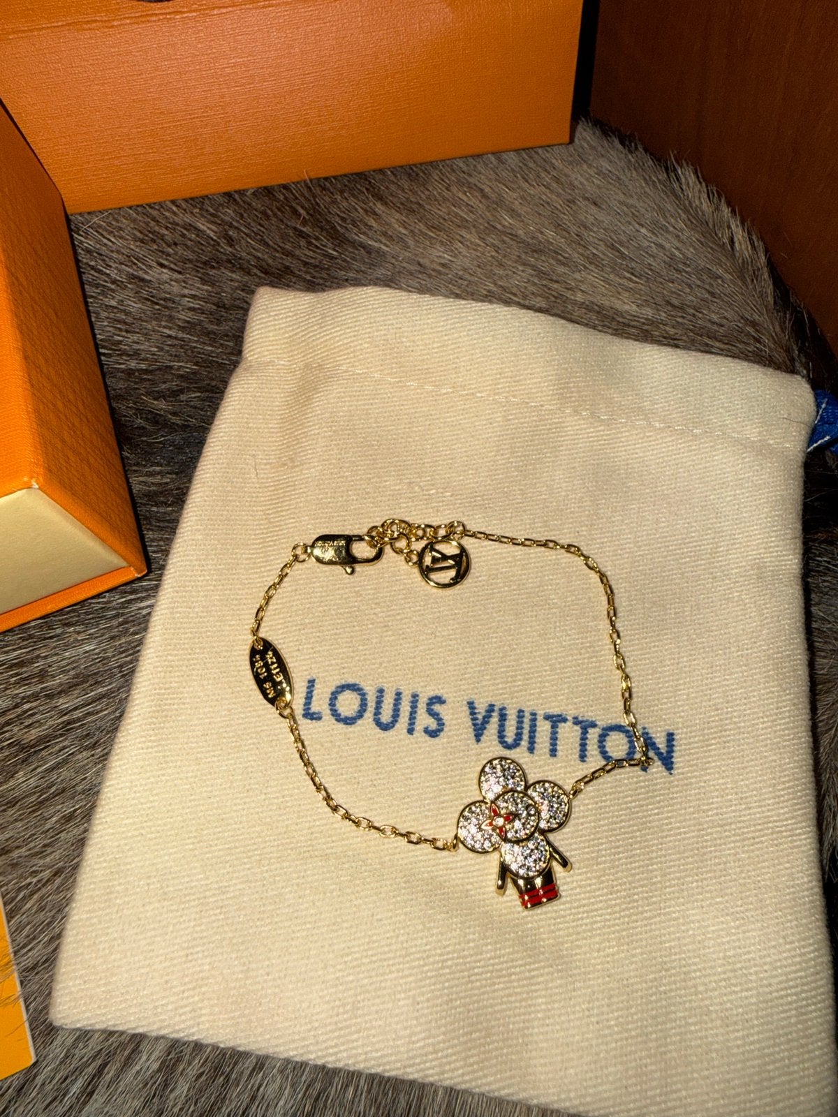 Nieuw Louis Vuitton Armband met klaver en kristallen, Met kristal, Overige materialen, Nieuw, Ophalen of Verzenden