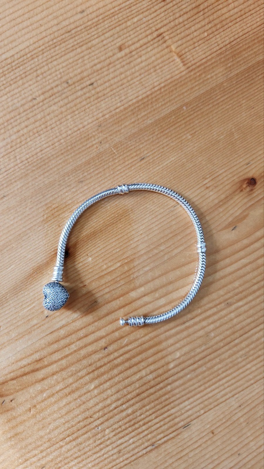 Pandora Moments Sprankelend Hart Pavé Snake Chain Armband, Met kristal, Ophalen of Verzenden, Zo goed als nieuw, Zilver