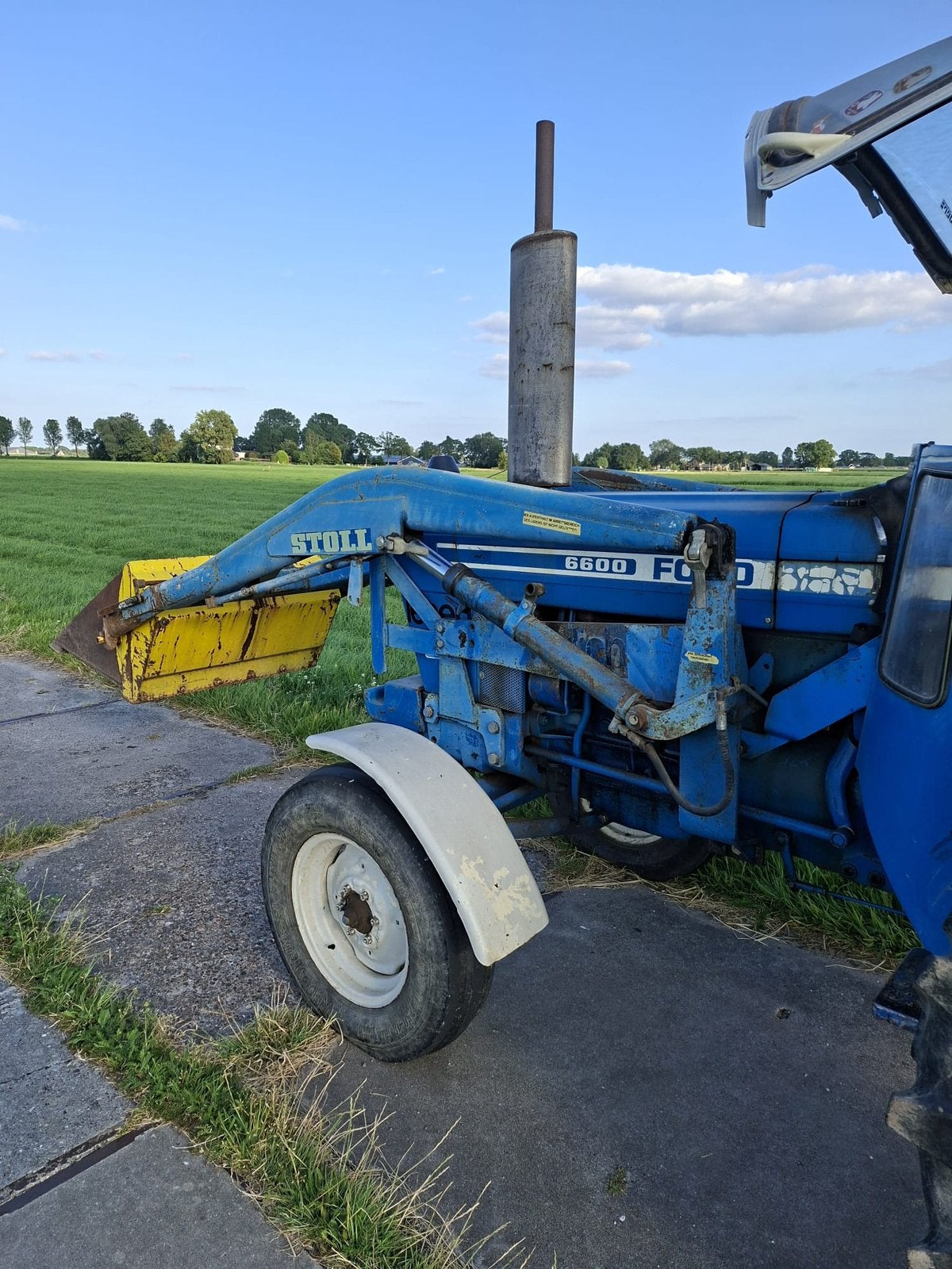 Stoll voorlader ford 5000 7000 5600 6600 7600 en 4cil10serie, Ophalen of Verzenden