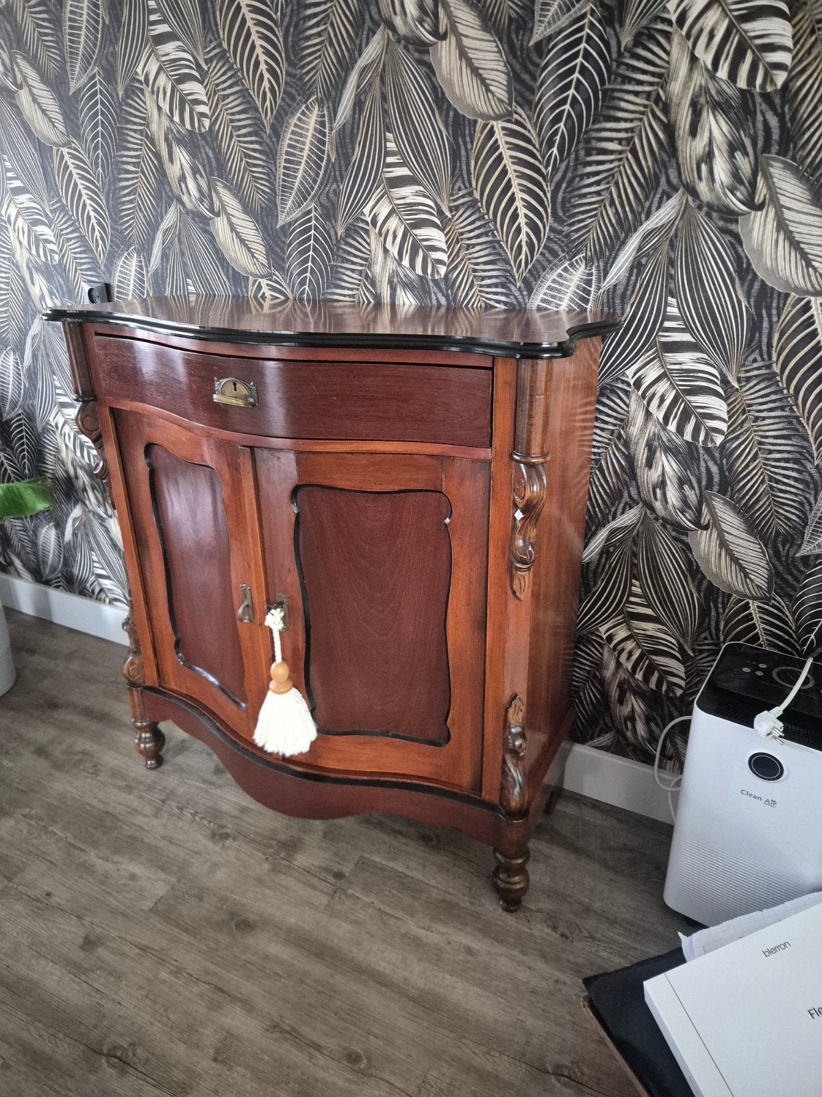mooie kast, Ophalen